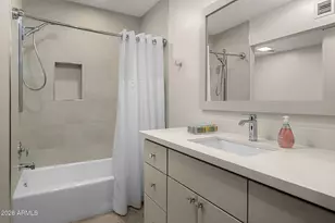 3921 E San Miguel Ave, Paradise Valley, AZ 85253 - Photo 24