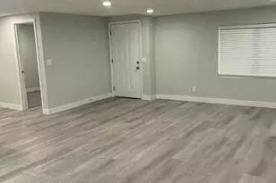 12727 W Glendale Ave, Glendale, AZ 85307 - Photo 10