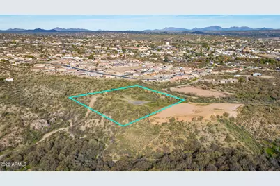 215 S Howard Court #-, Wickenburg, AZ 85390 - Photo 2