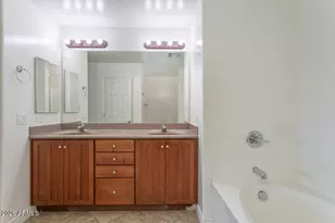 5450 E Deer Valley Dr, Phoenix, AZ 85054 - Photo 16