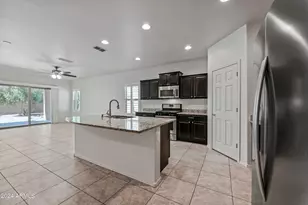 27358 N 174th Ln, Surprise, AZ 85387 - Photo 10