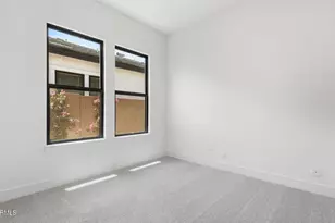 42088 N Tiger Wy, San Tan Valley, AZ 85140 - Photo 18