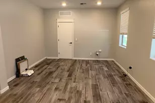 300 N Gila Springs Blvd, Chandler, AZ 85226 - Photo 14