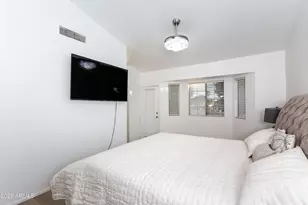 11015 W Laurelwood Ln, Avondale, AZ 85392 - Photo 4