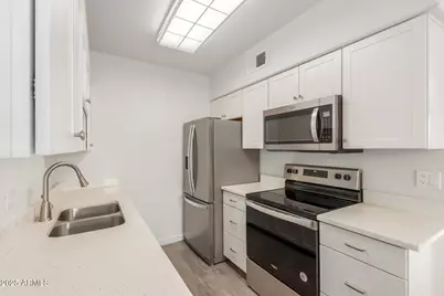 601 N May -- #25, Mesa, AZ 85201 - Photo 2