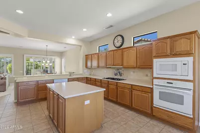 16935 W Desert Blossom Way, Surprise, AZ 85387 - Photo 12