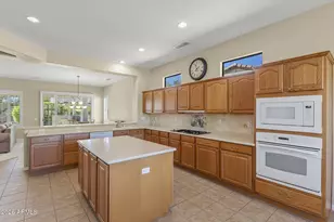 16935 W Desert Blossom Way, Surprise, AZ 85387 - Photo 12