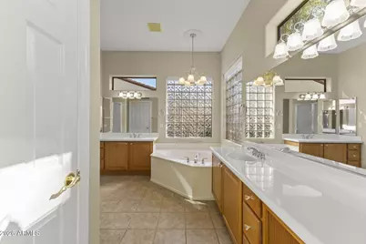 16935 W Desert Blossom Way, Surprise, AZ 85387 - Photo 20