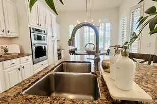 12406 W Morning Vista Ln, Peoria, AZ 85383 - Photo 36