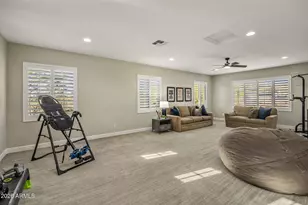 3980 E Navigator Ln, Phoenix, AZ 85050 - Photo 32