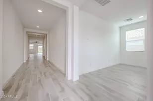 7680 W Honeysuckle Dr, Peoria, AZ 85383 - Photo 12