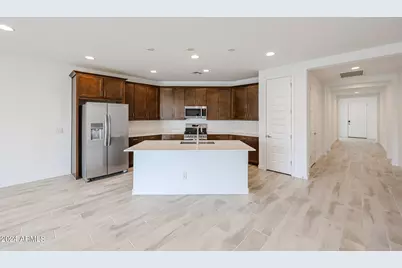 7680 W Honeysuckle Drive, Peoria, AZ 85383 - Photo 6