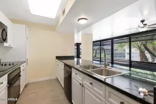 4808 N 24th St, Phoenix, AZ 85016 - Photo 4