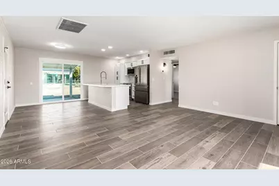 11016 W Sun City Boulevard, Sun City, AZ 85351 - Photo 6