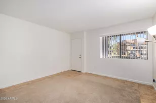 3601 W Tierra Buena Ln, Phoenix, AZ 85053 - Photo 4