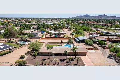 7101 E Cholla Street, Scottsdale, AZ 85254 - Photo 1