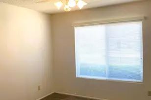4057 E Wescott Dr, Phoenix, AZ 85050 - Photo 16