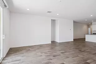 22092 N Dawn Vw Dr, Maricopa, AZ 85139 - Photo 10