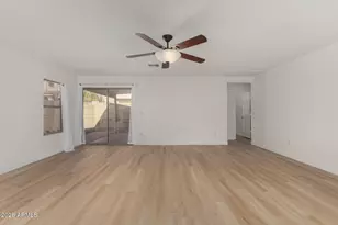 18611 North 22nd St, Phoenix, AZ 85024 - Photo 10