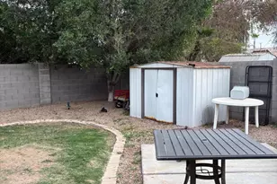 329 N Abalone Dr, Gilbert, AZ 85233 - Photo 10