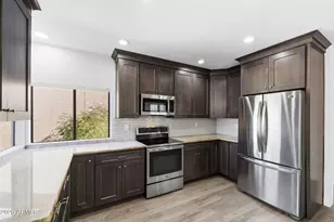 10542 E Bellflower Dr, Sun Lakes, AZ 85248 - Photo 8