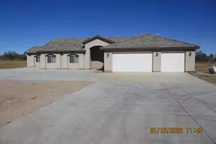 8373 E Sunwing Ridge Dr, Hereford, AZ 85615 - Photo 1