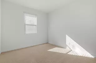 15913 W Cottontail Ln, Surprise, AZ 85387 - Photo 4