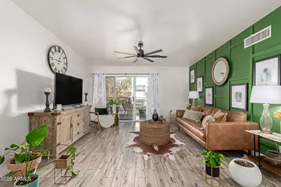 4615 N 22nd Street #204, Phoenix, AZ 85016 - Photo 2