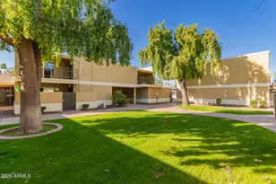 4615 N 22nd St, Phoenix, AZ 85016 - Photo 28