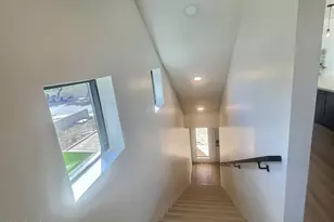 2502 E Paradise Ln, Phoenix, AZ 85032 - Photo 24