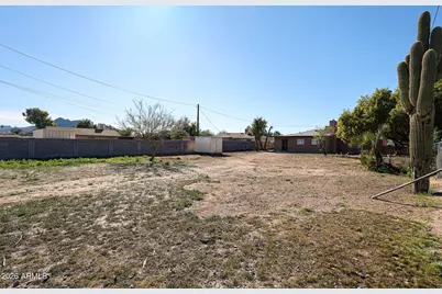 12819 N 22nd Place, Phoenix, AZ 85022 - Photo 12