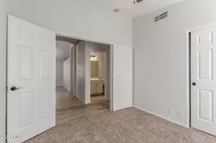 873 E Constitution Dr, Chandler, AZ 85225 - Photo 22