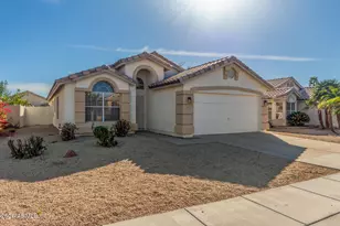 873 E Constitution Dr, Chandler, AZ 85225 - Photo 2