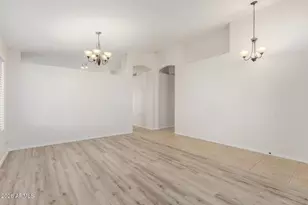 873 E Constitution Dr, Chandler, AZ 85225 - Photo 6