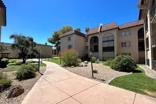 3033 E Devonshire Ave, Phoenix, AZ 85016 - Photo 8