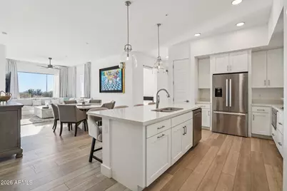 5250 E Deer Valley Drive #209, Phoenix, AZ 85054 - Photo 6