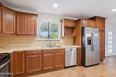 1932 E Loma Vista Drive E, Tempe, AZ 85282 - Photo 12