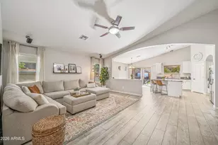 2631 E Ridge Creek Rd, Phoenix, AZ 85024 - Photo 4