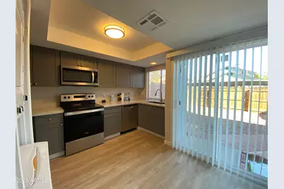 10101 N 91st Avenue #163, Peoria, AZ 85345 - Photo 4