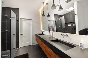 4334 E Lewis Ave, Phoenix, AZ 85008 - Photo 14