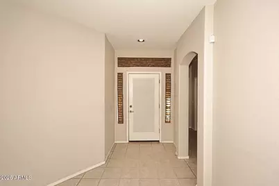 1930 W Armstrong Way, Chandler, AZ 85286 - Photo 4