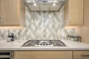 5250 E Deer Valley Dr, Phoenix, AZ 85054 - Photo 12