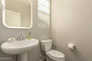 1724 E Chelsea Ln, Gilbert, AZ 85295 - Photo 12