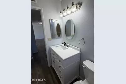 3426 W Juniper Avenue W, Phoenix, AZ 85053 - Photo 10