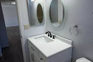 3426 W Juniper Ave W, Phoenix, AZ 85053 - Photo 10