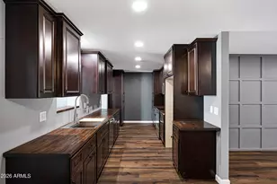 10013 W Mission Ln, Sun City, AZ 85351 - Photo 10