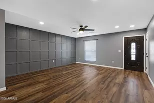 10013 W Mission Ln, Sun City, AZ 85351 - Photo 6