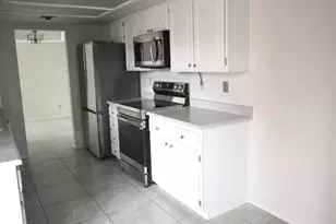 4303 E Cactus Rd, Phoenix, AZ 85032 - Photo 6