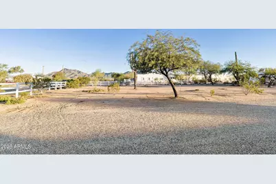 2053 N Meridian Road, Apache Junction, AZ 85120 - Photo 12