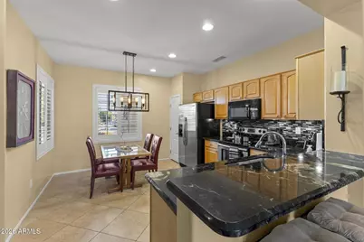 17228 N Estrella Vista Drive, Surprise, AZ 85374 - Photo 6